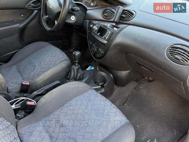 Универсал Ford Focus 2001 в Хусте