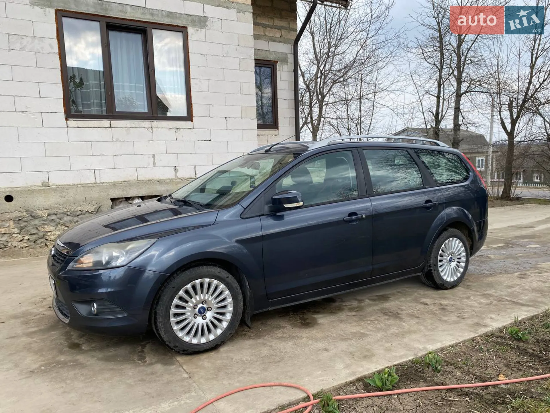2010 Ford Focus - мініатюра 6