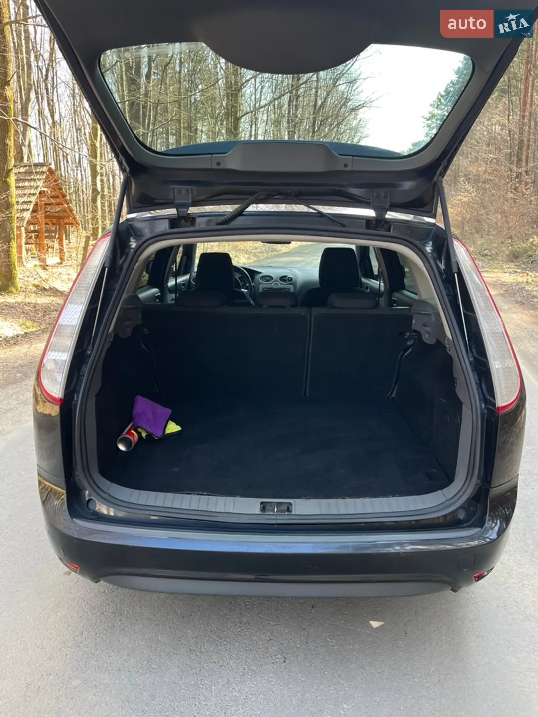 2010 Ford Focus - мініатюра 15