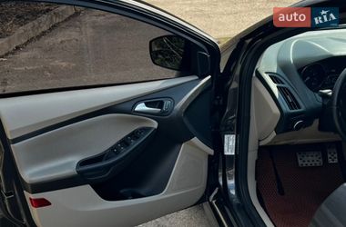 Хэтчбек Ford Focus 2015 в Ровно