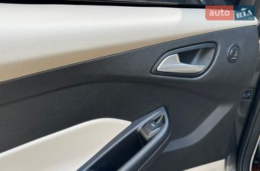 Хэтчбек Ford Focus 2015 в Ровно