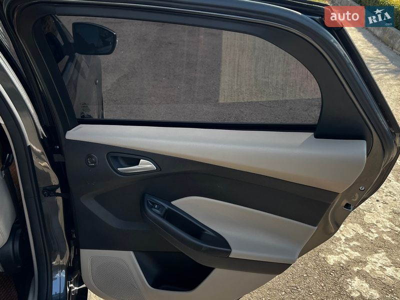 Хэтчбек Ford Focus 2015 в Ровно