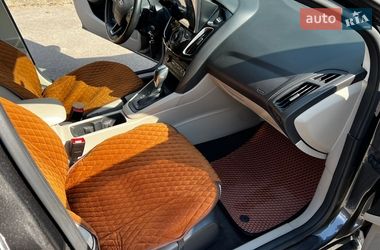 Хэтчбек Ford Focus 2015 в Ровно