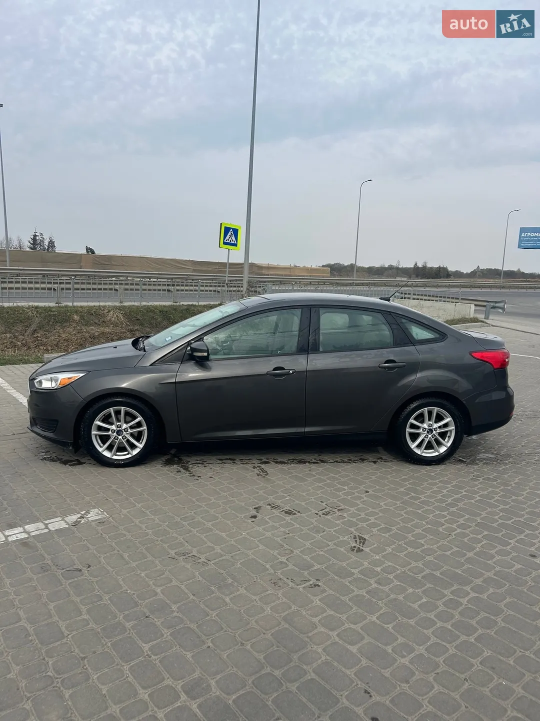 2015 Ford Focus - мініатюра 4