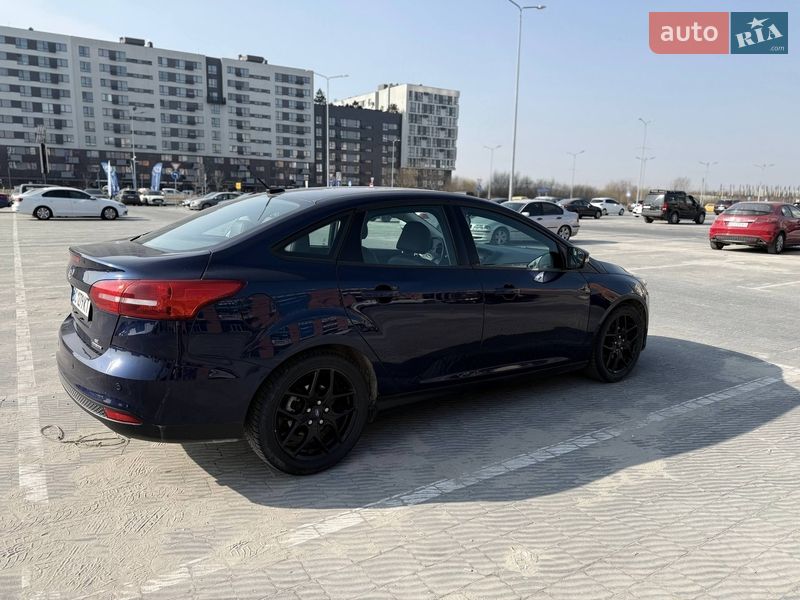 Седан Ford Focus 2015 в Львове
