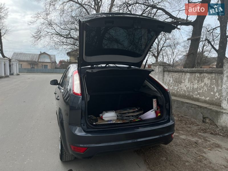 Хетчбек Ford Focus 2009 в Кам'янець-Подільському