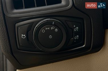 Седан Ford Focus 2014 в Днепре