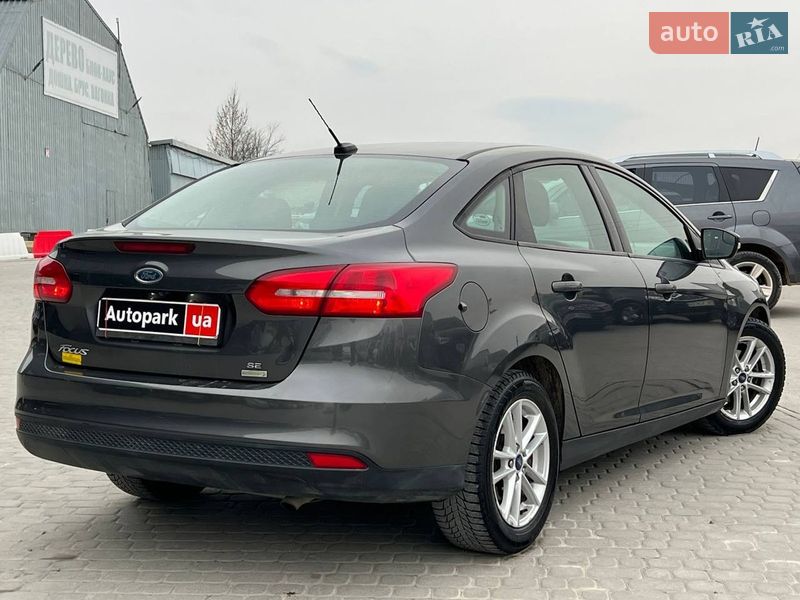 Седан Ford Focus 2017 в Львове