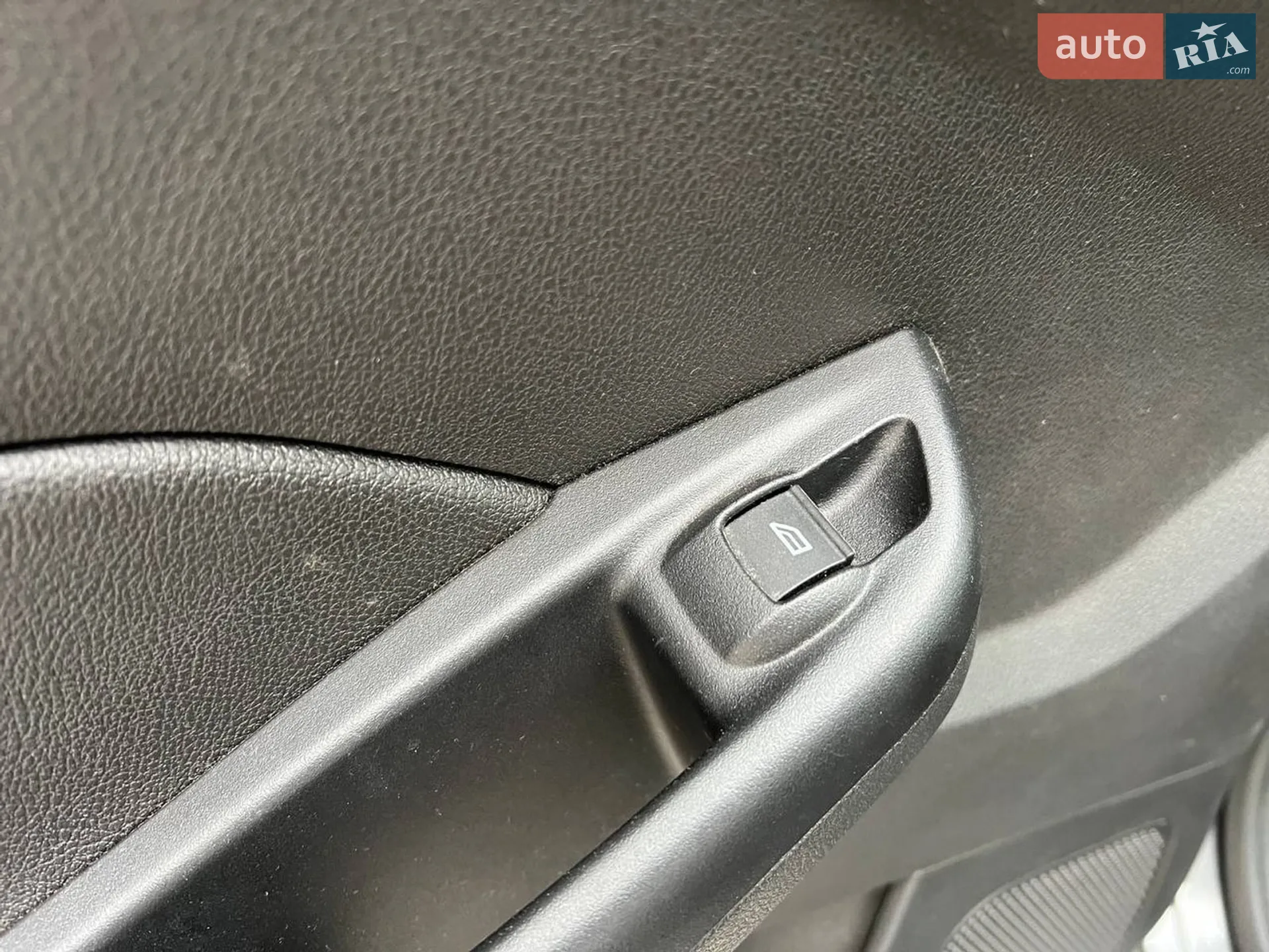 2017 Ford Focus - мініатюра 36