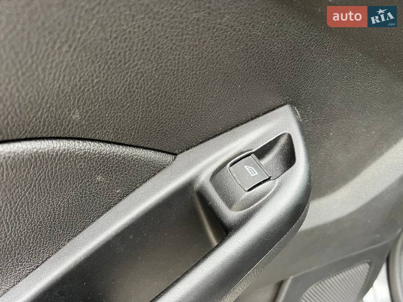 Седан Ford Focus 2017 в Львове