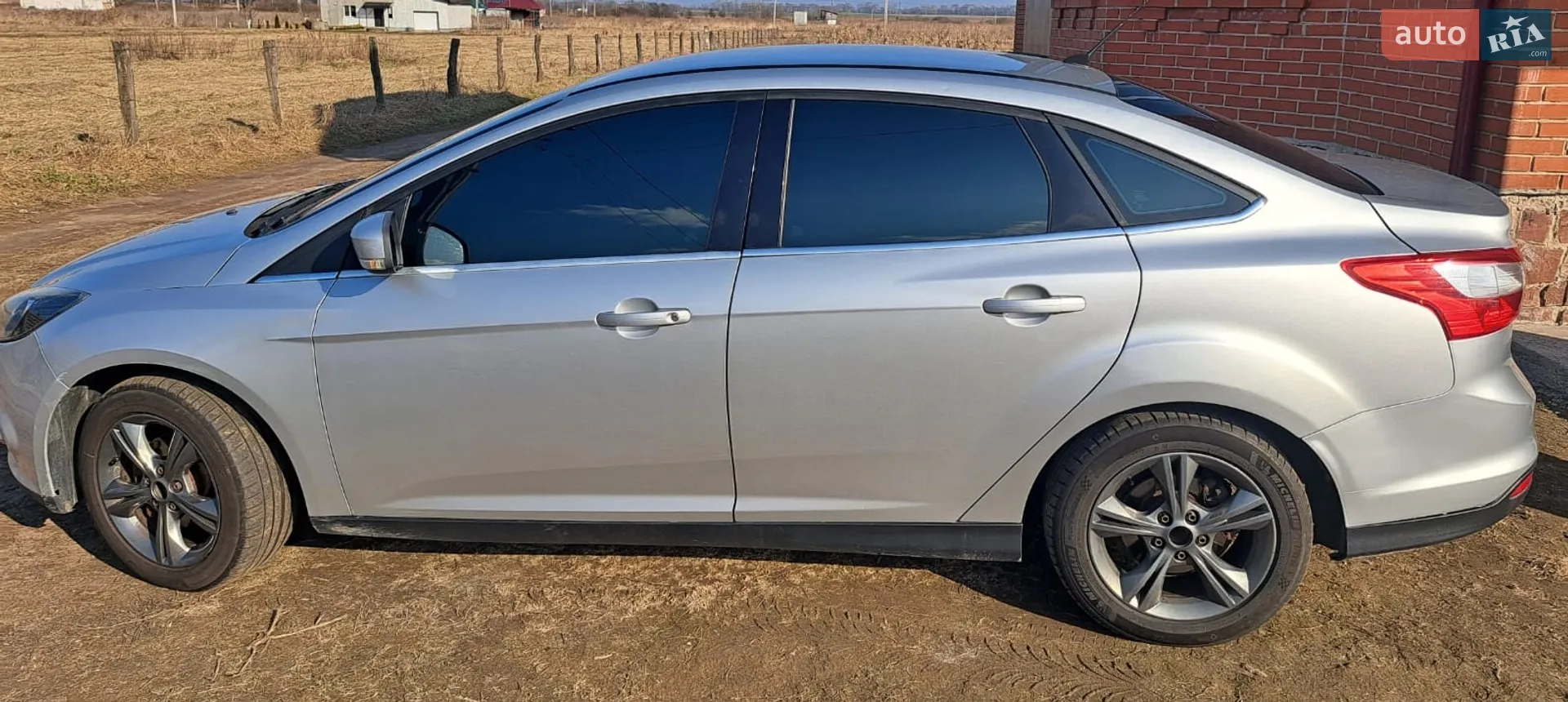 2011 Ford Focus - фото 1