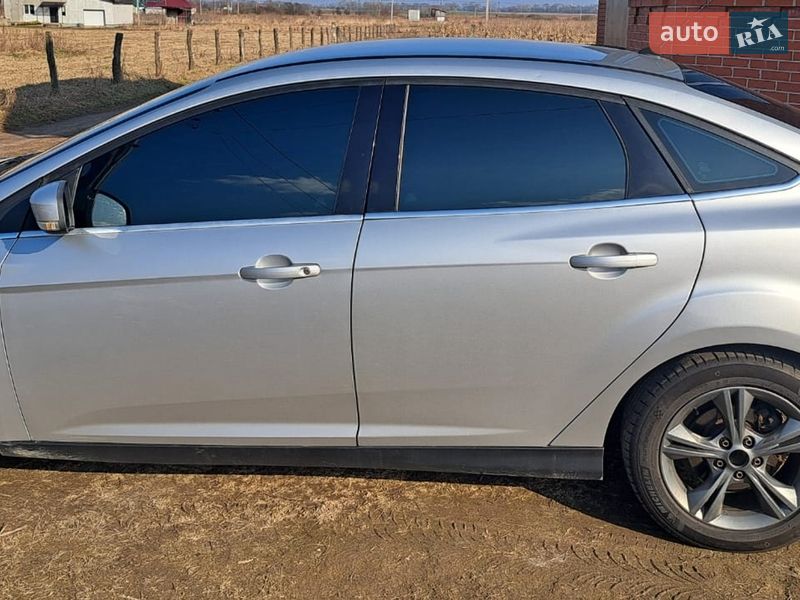 Ford Focus 2011