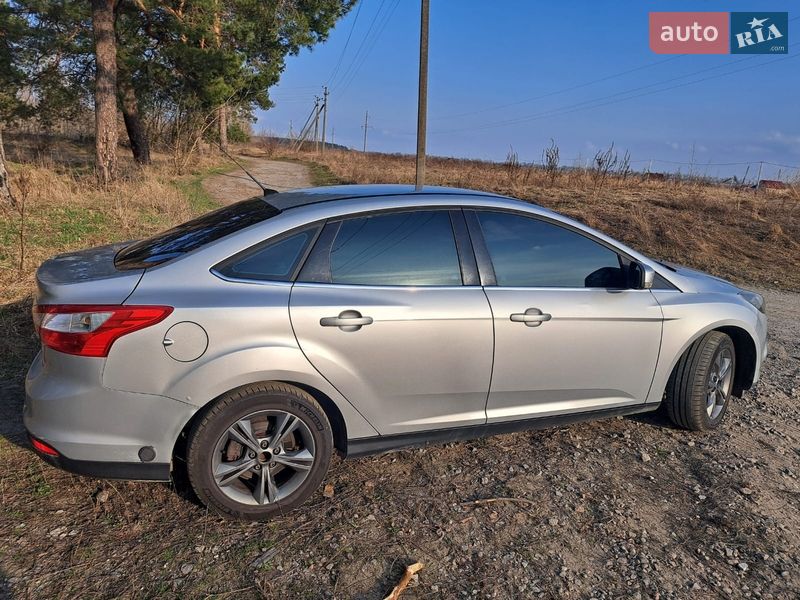 Седан Ford Focus 2011 в Киеве