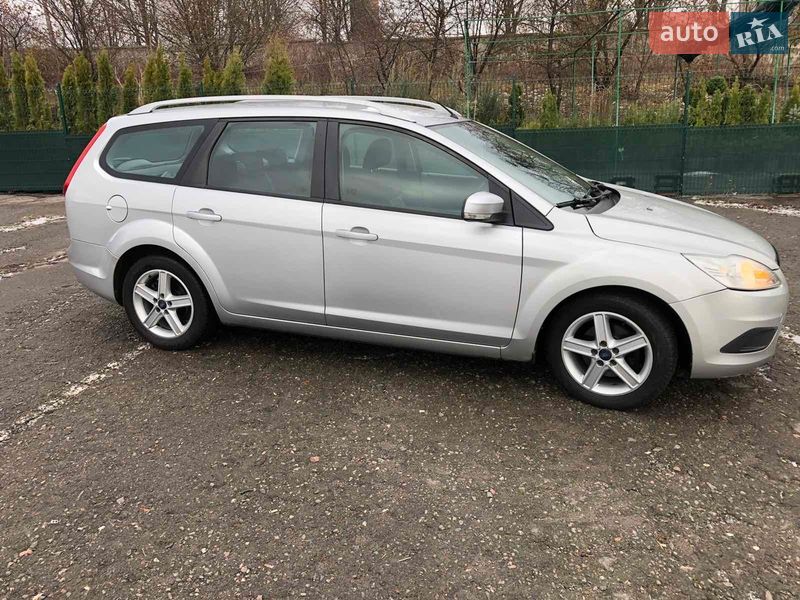 Универсал Ford Focus 2010 в Ровно
