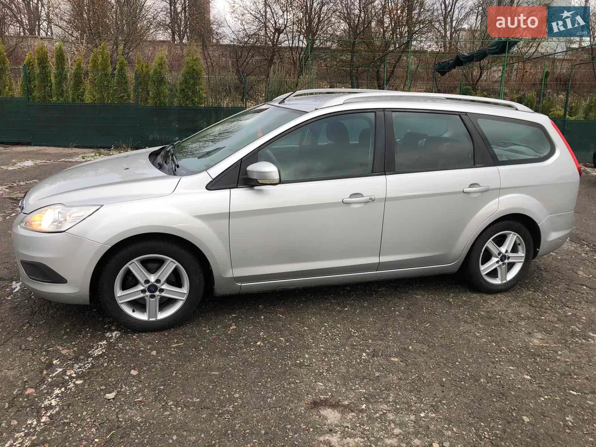 2010 Ford Focus - мініатюра 7