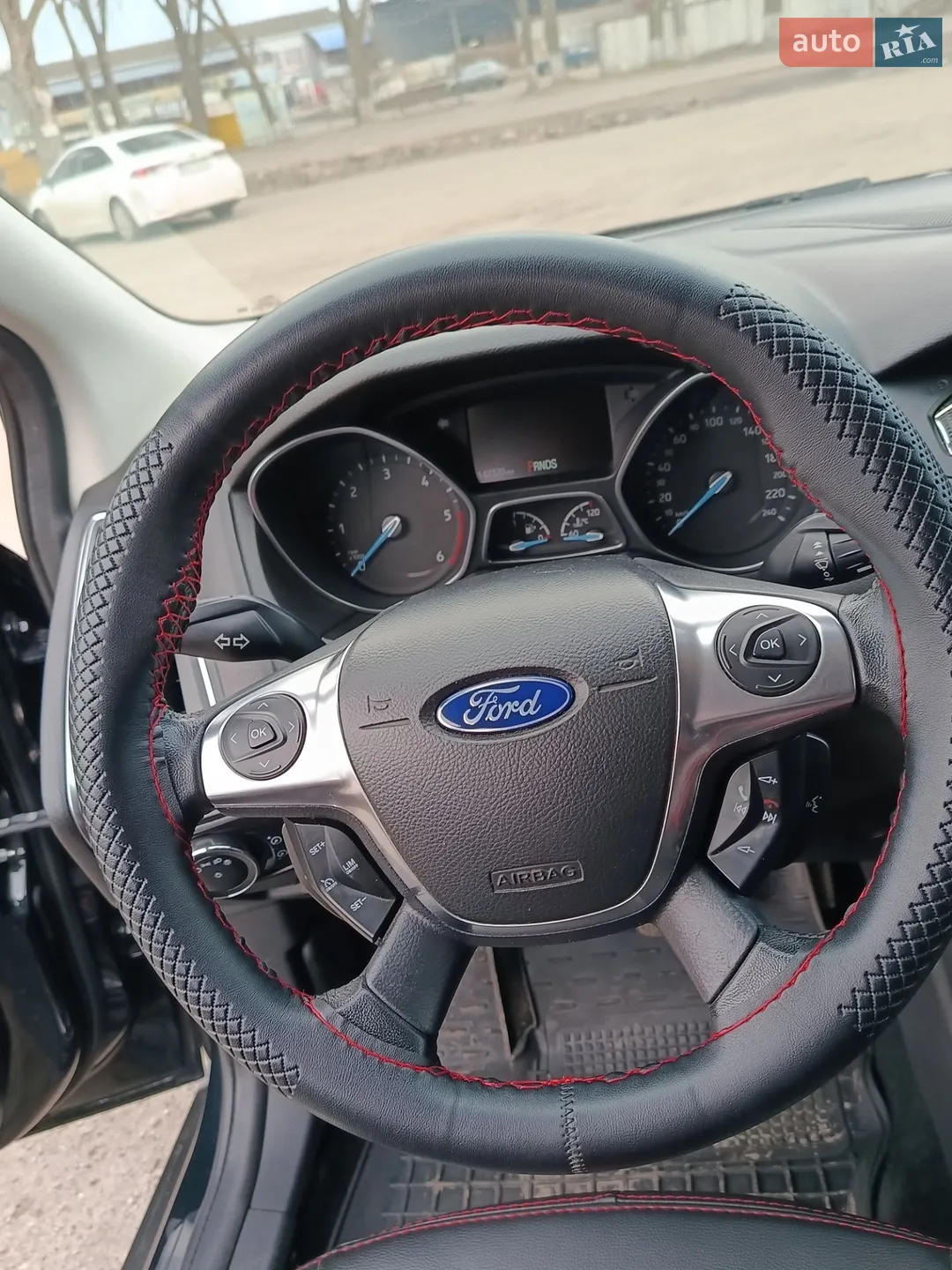 2012 Ford Focus - мініатюра 8