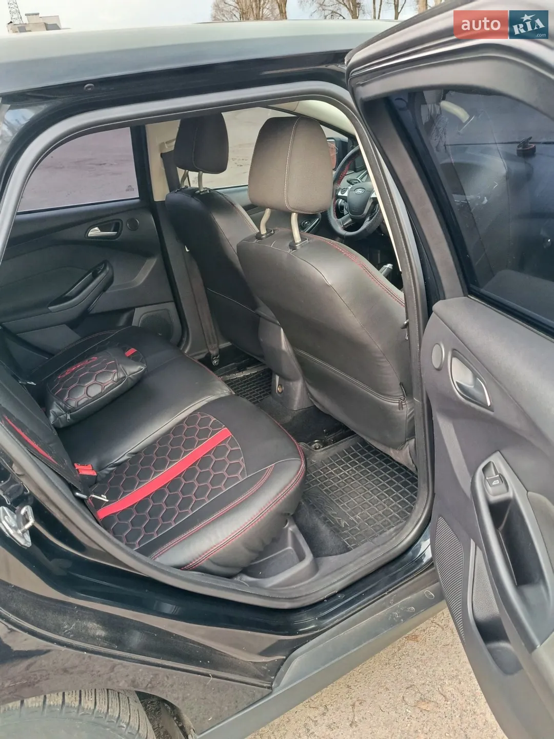 2012 Ford Focus - мініатюра 18