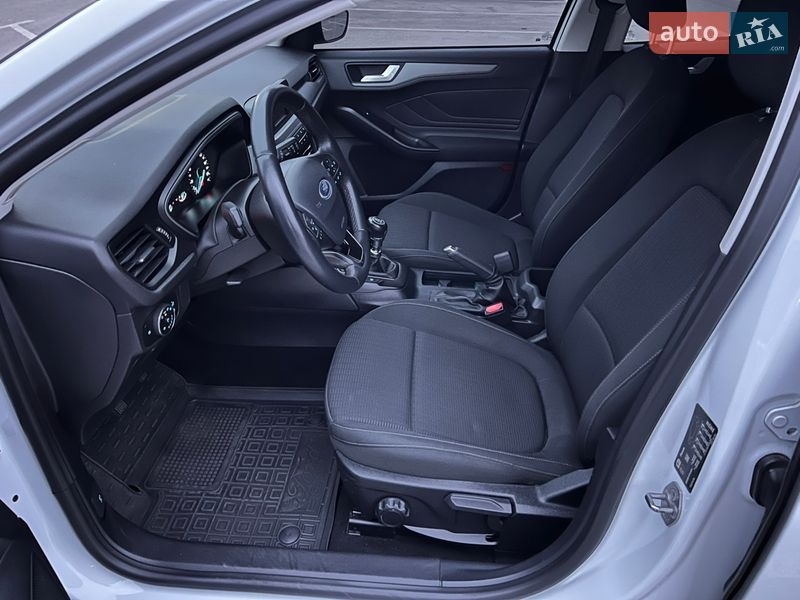 Хэтчбек Ford Focus 2019 в Киеве фото 11 Хэтчбек Ford Focus 2019 в Киеве
