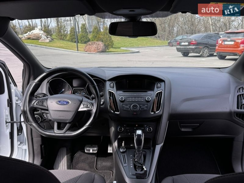 Хетчбек Ford Focus 2018 в Києві фото 32 Хетчбек Ford Focus 2018 в Києві