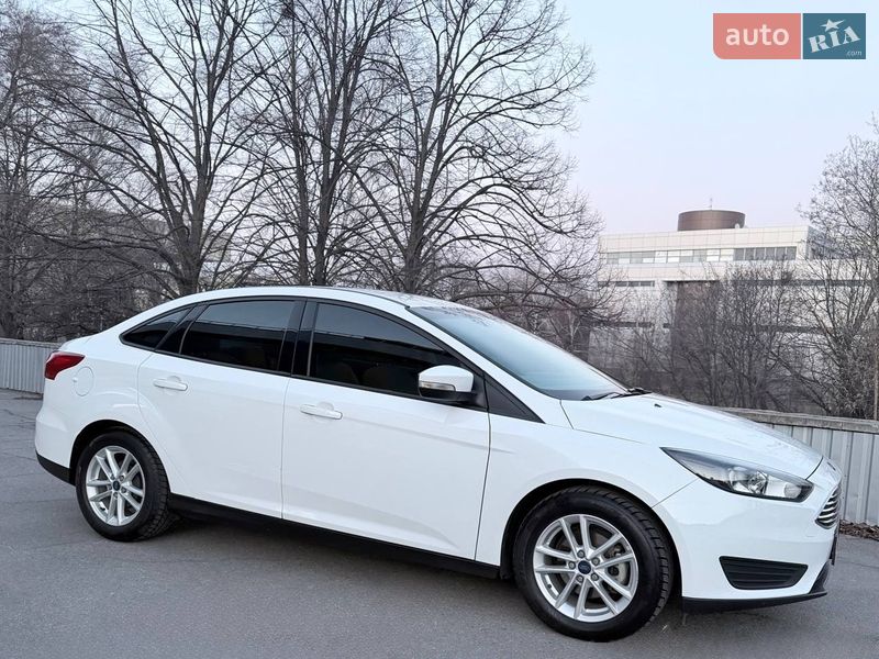 Ford Focus 2015