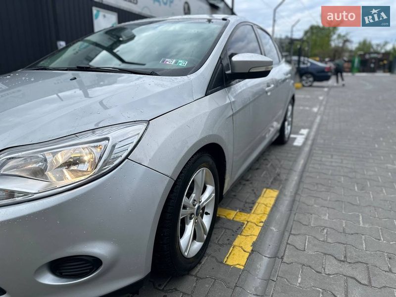 Седан Ford Focus 2013 в Прилуках фото 5 Седан Ford Focus 2013 в Прилуках