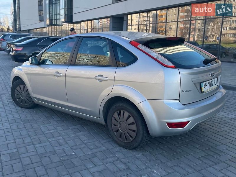 Хетчбек Ford Focus 2008 в Дніпрі