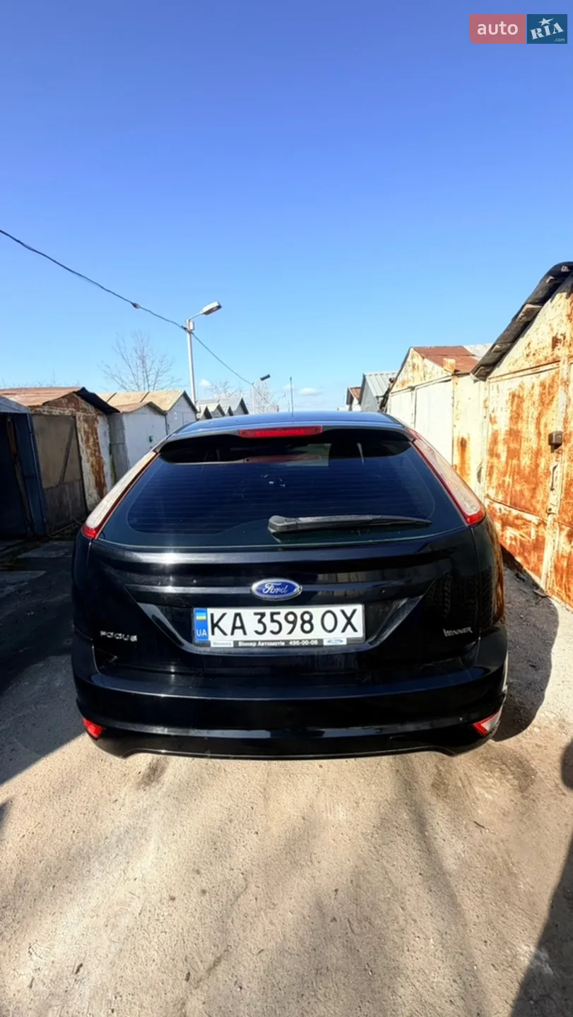 2010 Ford Focus - мініатюра 5