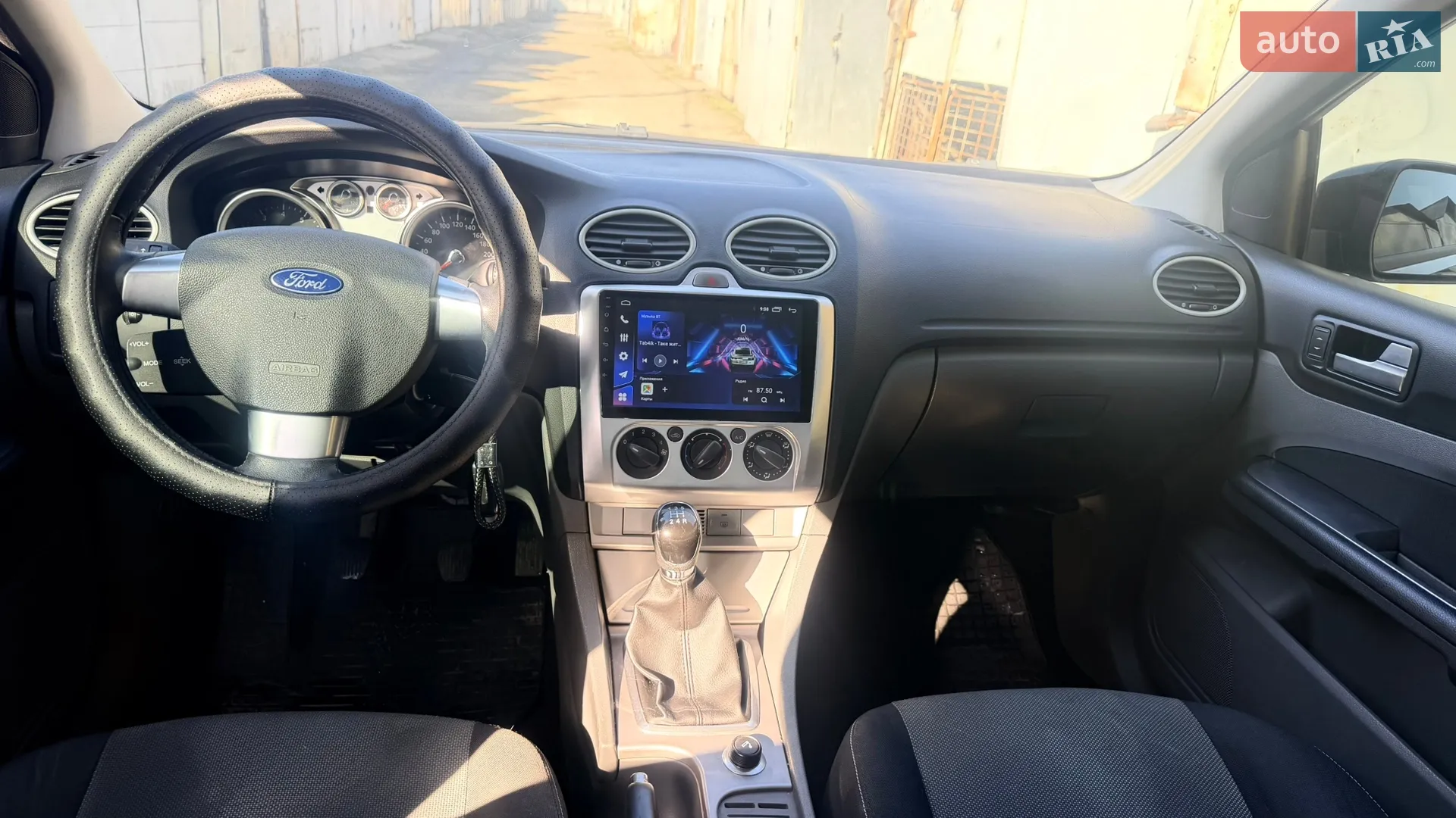 2010 Ford Focus - мініатюра 10