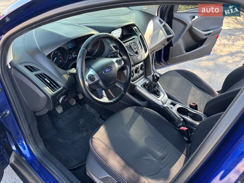 Седан Ford Focus 2013 в Гадячі фото 11 Седан Ford Focus 2013 в Гадячі