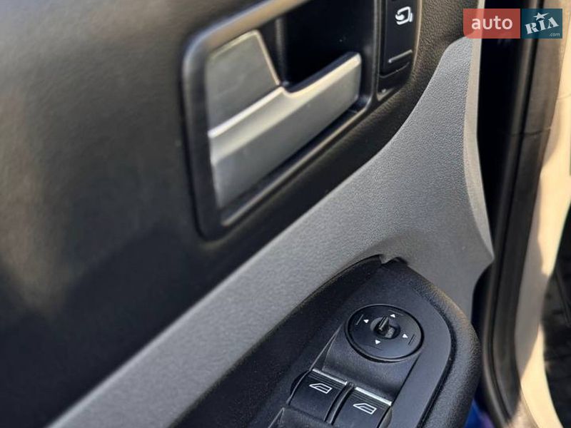 Хетчбек Ford Focus 2008 в Тернополі фото 12 Хетчбек Ford Focus 2008 в Тернополі
