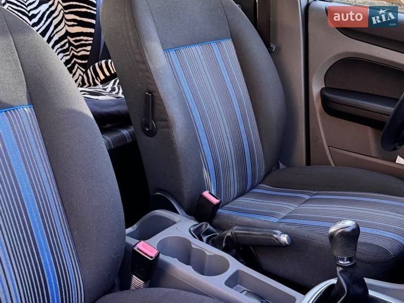 Хетчбек Ford Focus 2008 в Тернополі фото 16 Хетчбек Ford Focus 2008 в Тернополі