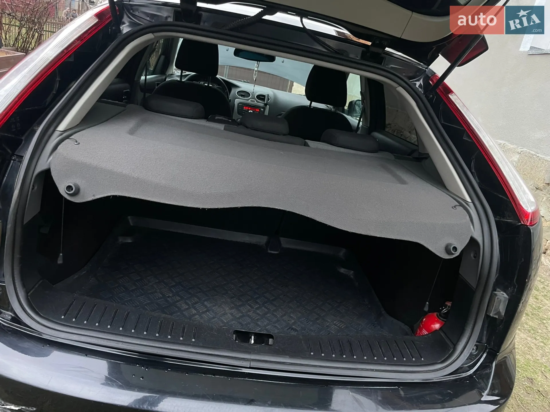 2010 Ford Focus - мініатюра 17