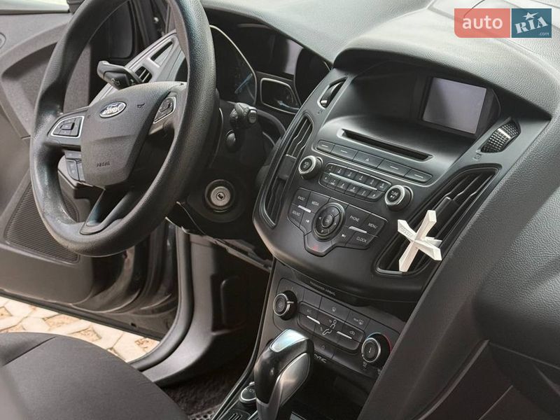 Хэтчбек Ford Focus 2015 в Львове фото 11 Хэтчбек Ford Focus 2015 в Львове