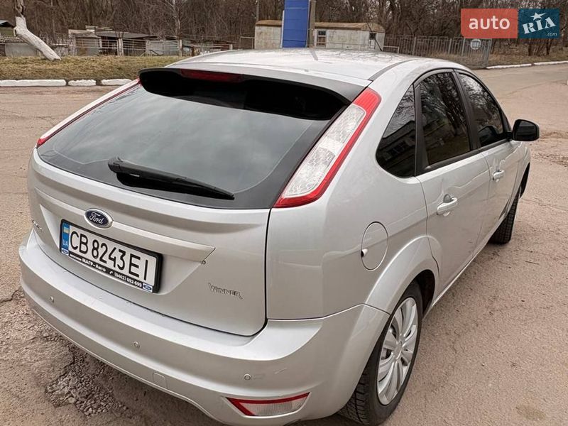 Хэтчбек Ford Focus 2010 в Чернигове