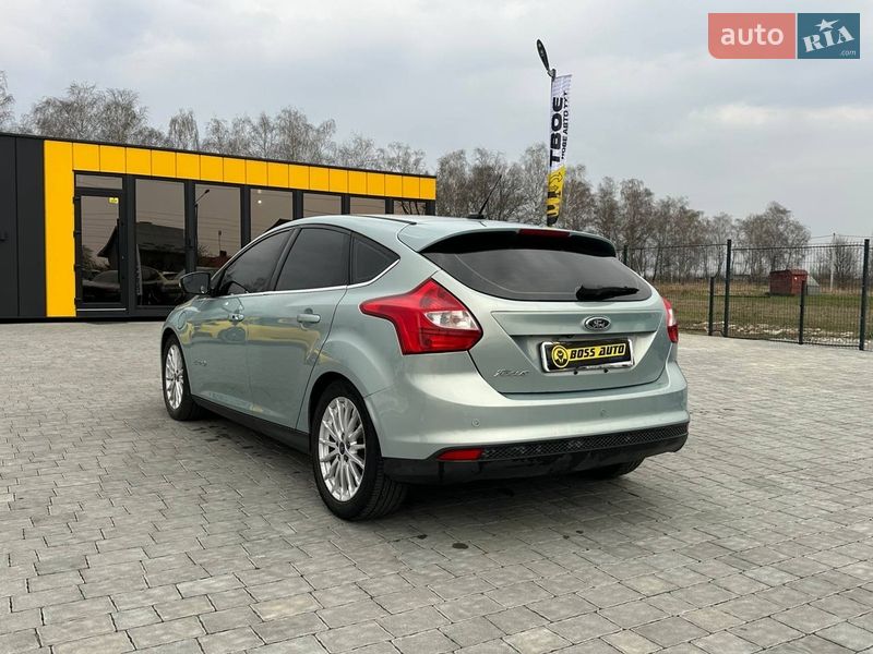 Хетчбек Ford Focus 2013 в Івано-Франківську