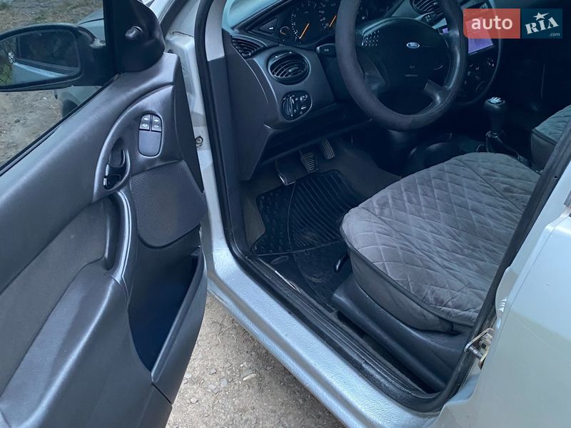 Седан Ford Focus 2001 в Мукачево фото 2 Седан Ford Focus 2001 в Мукачево