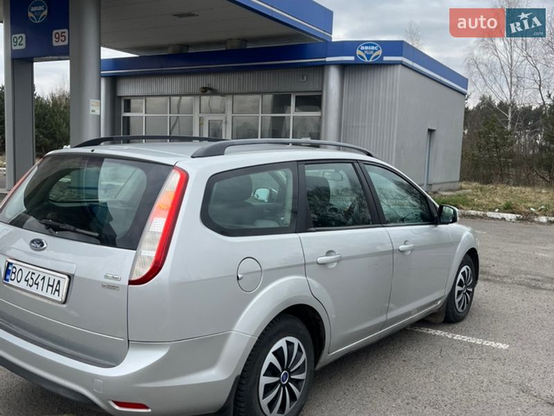 Універсал Ford Focus 2008 в Радивиліві