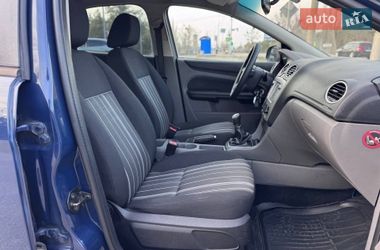 Хэтчбек Ford Focus 2011 в Киеве