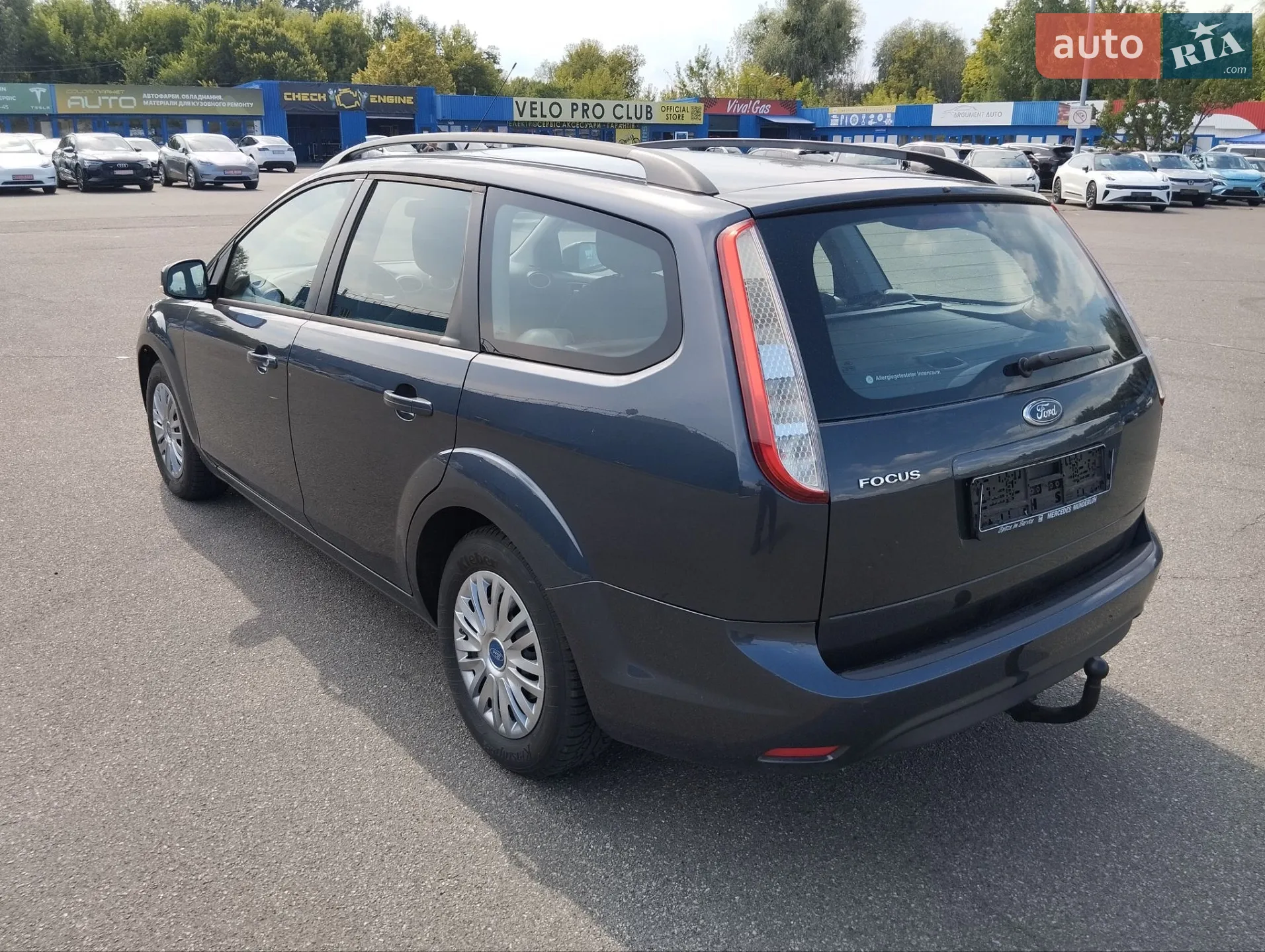 2010 Ford Focus - мініатюра 3