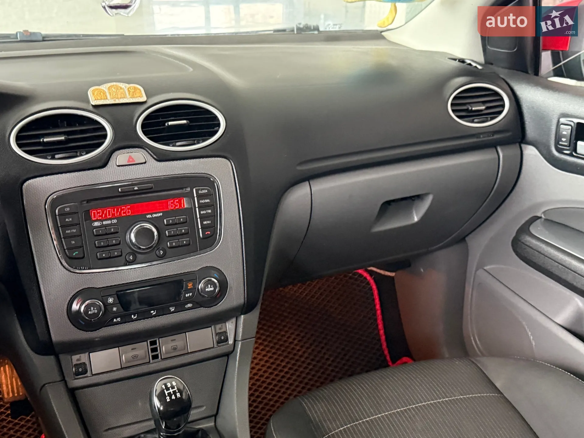 2010 Ford Focus - мініатюра 20