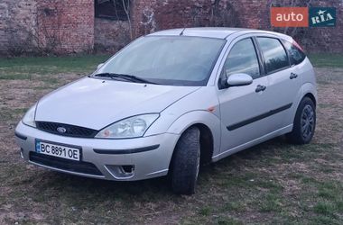 Хэтчбек Ford Focus 2004 в Бродах