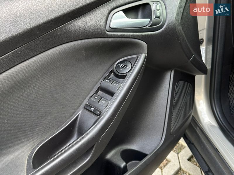 Седан Ford Focus 2015 в Хмельницькому