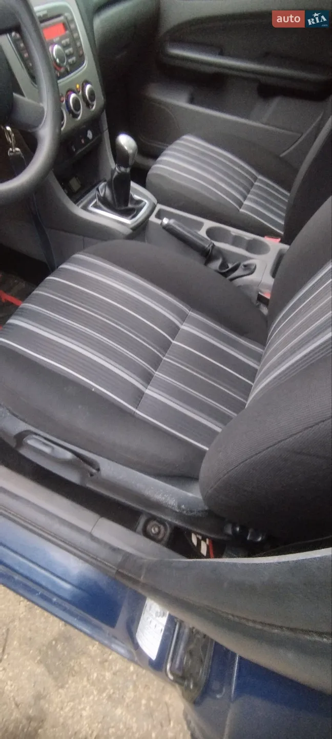 2010 Ford Focus - мініатюра 46