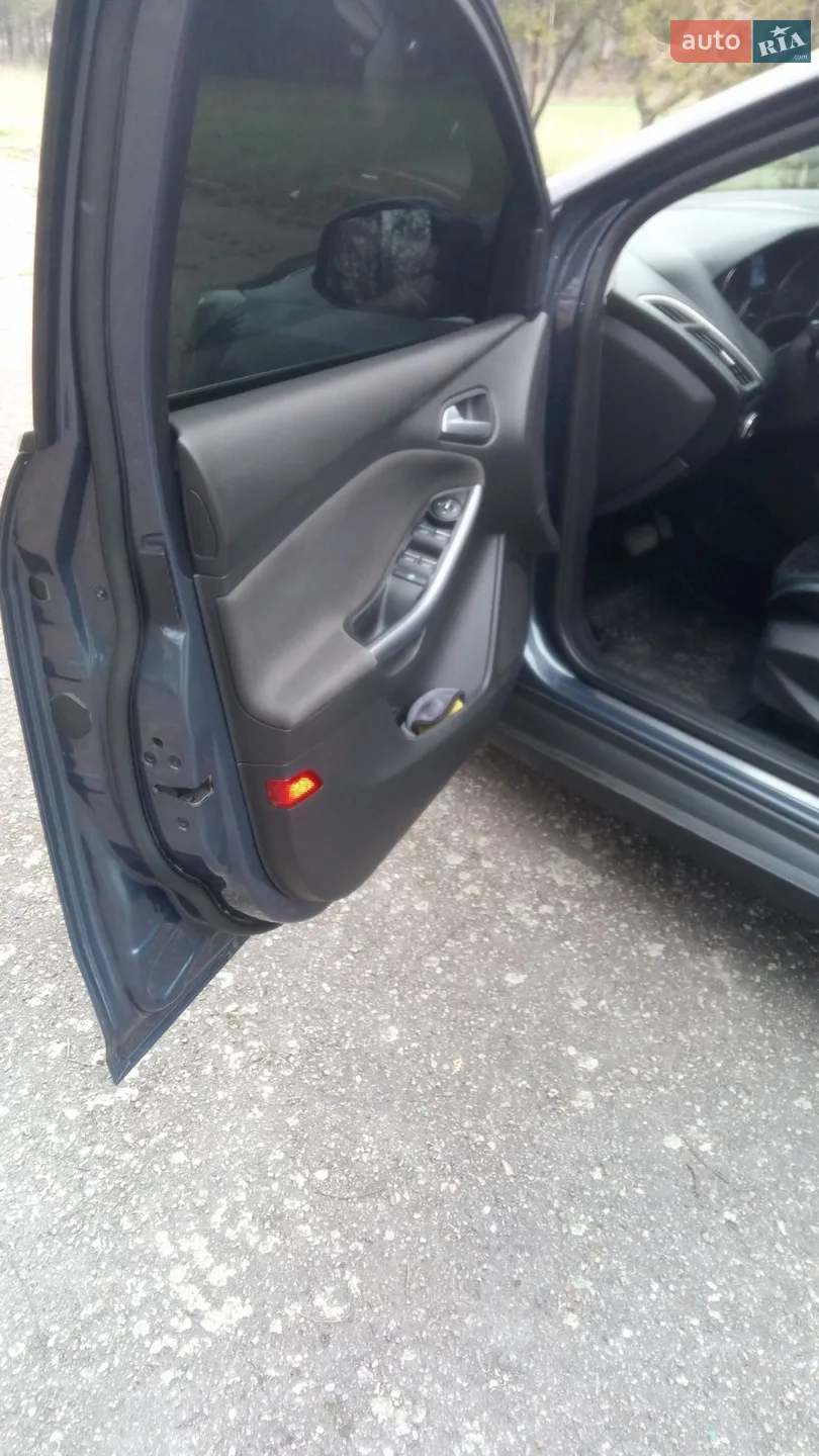 2013 Ford Focus - мініатюра 10