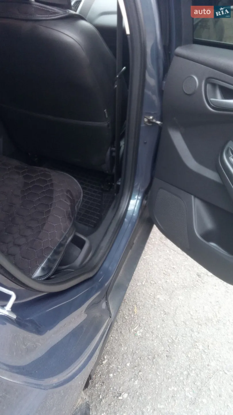 2013 Ford Focus - мініатюра 13