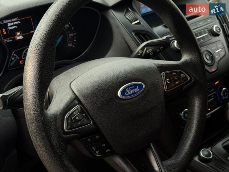 Седан Ford Focus 2015 в Чернігові