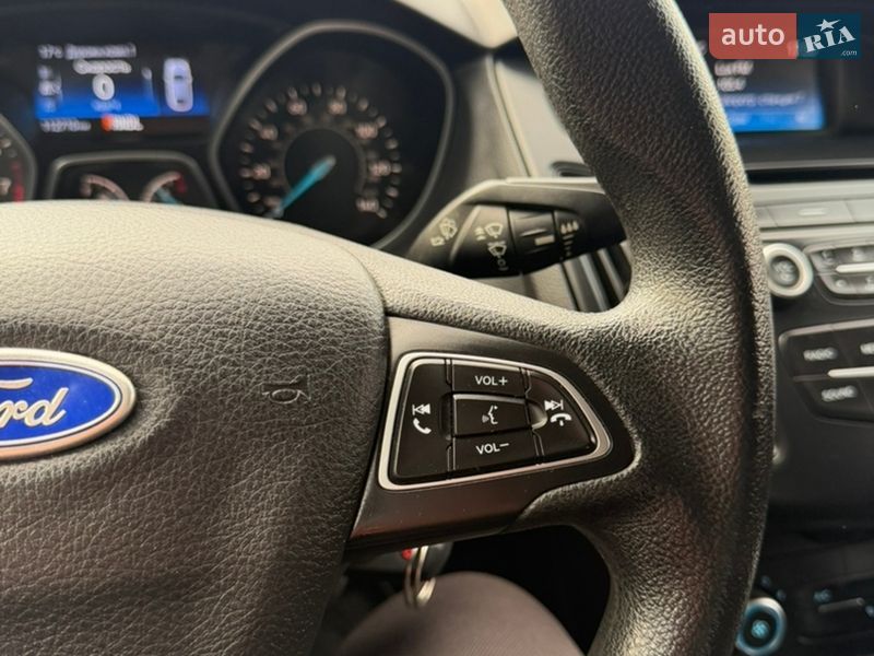 Седан Ford Focus 2015 в Чернігові