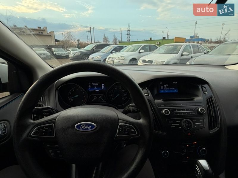 Седан Ford Focus 2015 в Чернігові