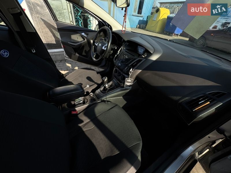 Універсал Ford Focus 2011 в Івано-Франківську