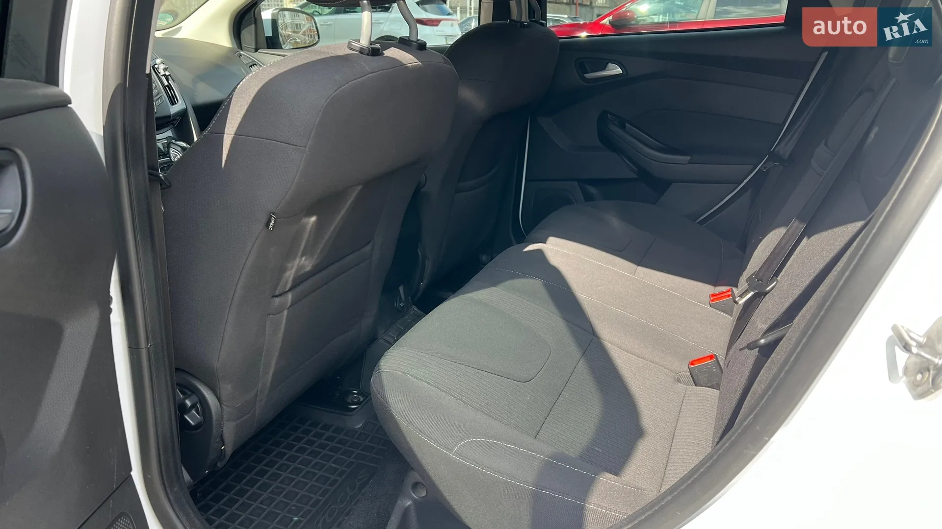2012 Ford Focus - мініатюра 13